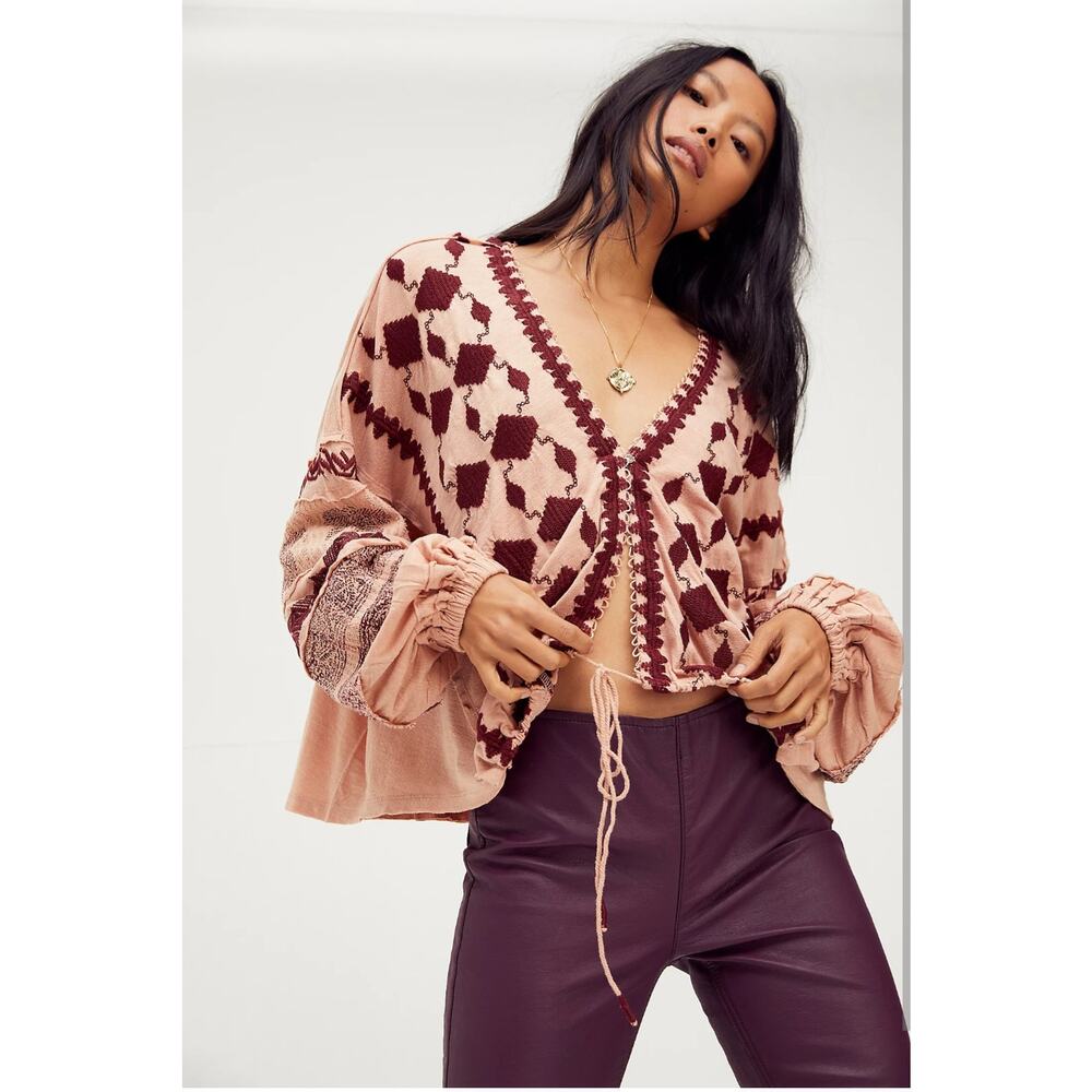 Free People Hometown Tie Flowy Drawstring Peasant Embroidered Sleeve GUC S / M
